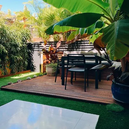 Garden Apartment *
